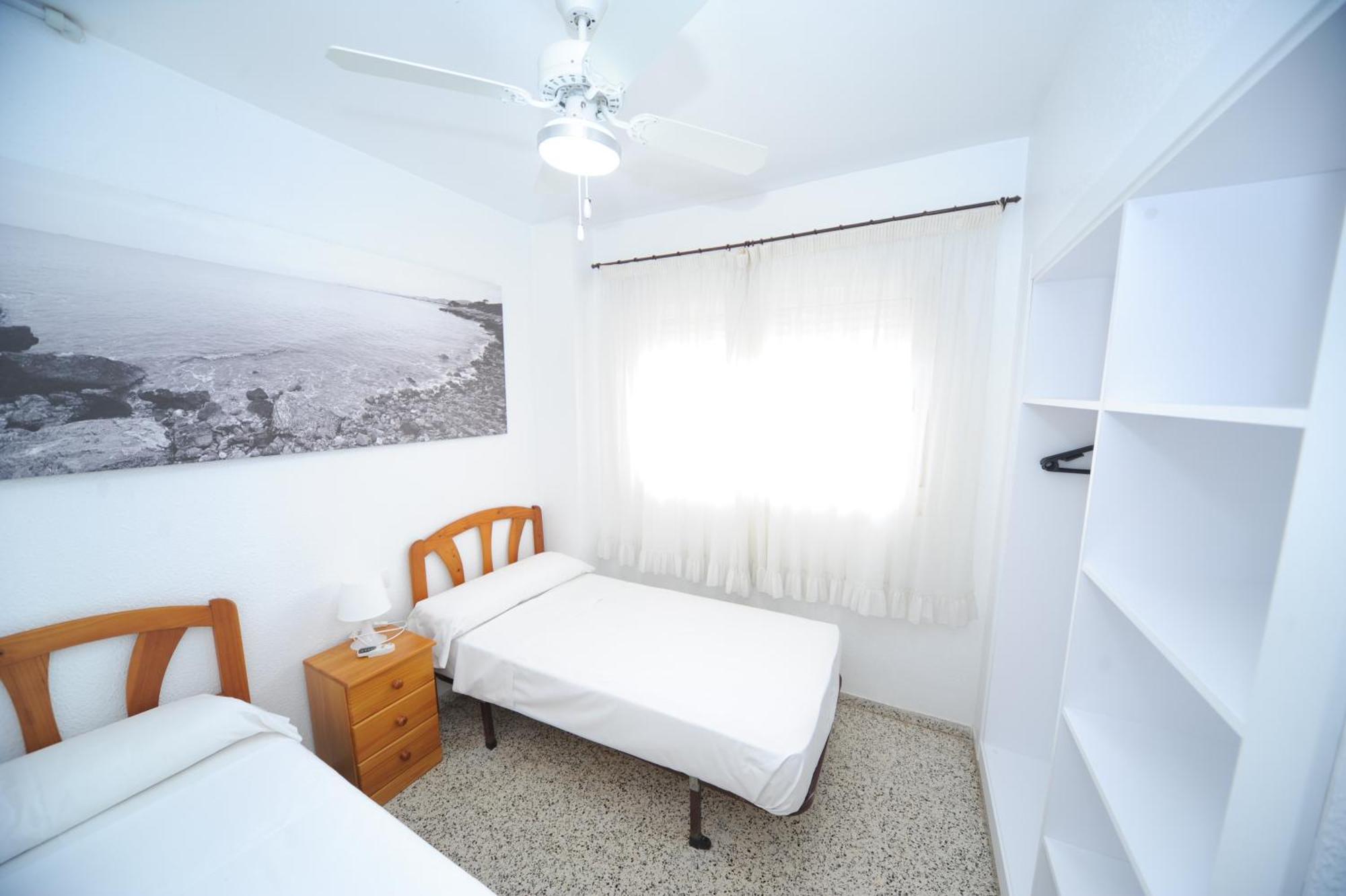 Apartamentos Estoril I - II Orangecosta 贝尼卡西姆 外观 照片