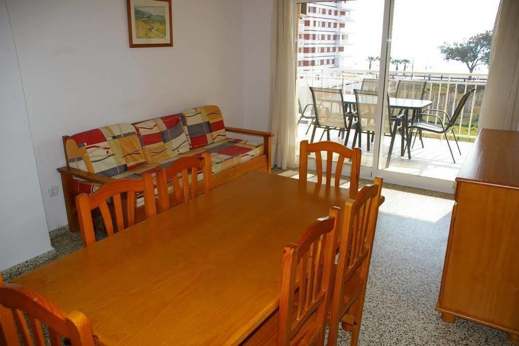 Apartamentos Estoril I - II Orangecosta 贝尼卡西姆 外观 照片